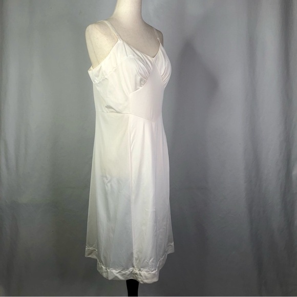 VINTAGE Aristocraft slip ivory scallop embroidery 38 tall bridal sissy grunge - Picture 8 of 8